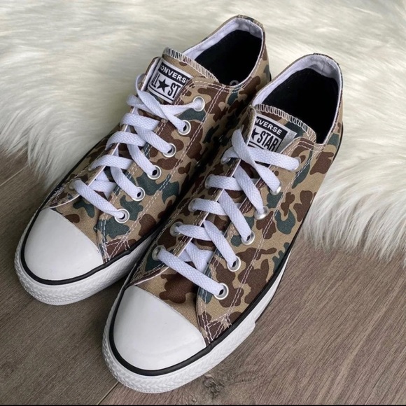 Converse Shoes - NWT Converse Chuck Taylor All Star Camo